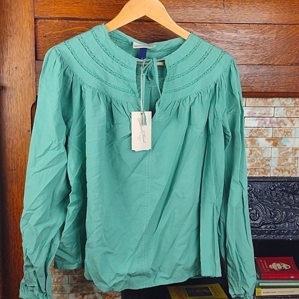 NWT universal thread green peasant top poet blouse xs - Picture 2 of 4